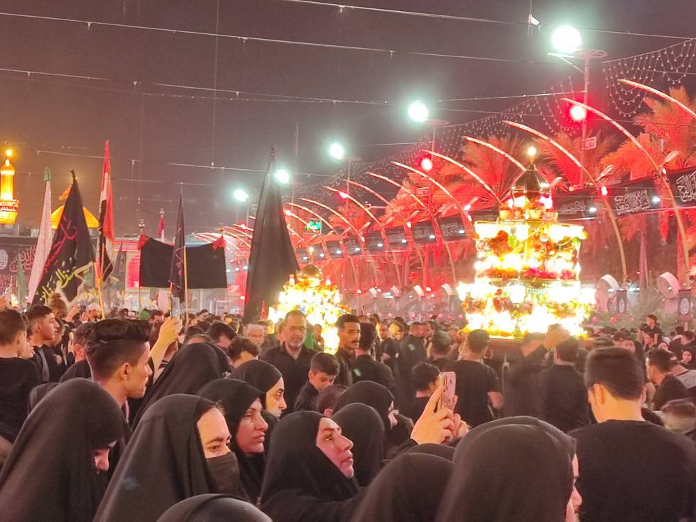 بین الحرمین در شب تاسوعا