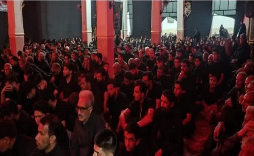 سوگواری مردم خراسان جنوبی در شب عاشورا + تصاویر سوگواری مردم خراسان جنوبی در شب عاشورا + تصاویر