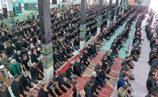 اقامه نماز جمعه عاشورایی + تصاویر