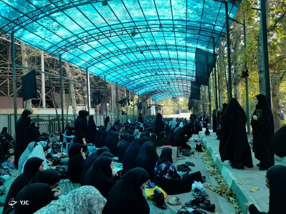 مراسم عزاداری و خیمه&zwnj;سوزان عاشورای حسینی در پایتخت+فیلم