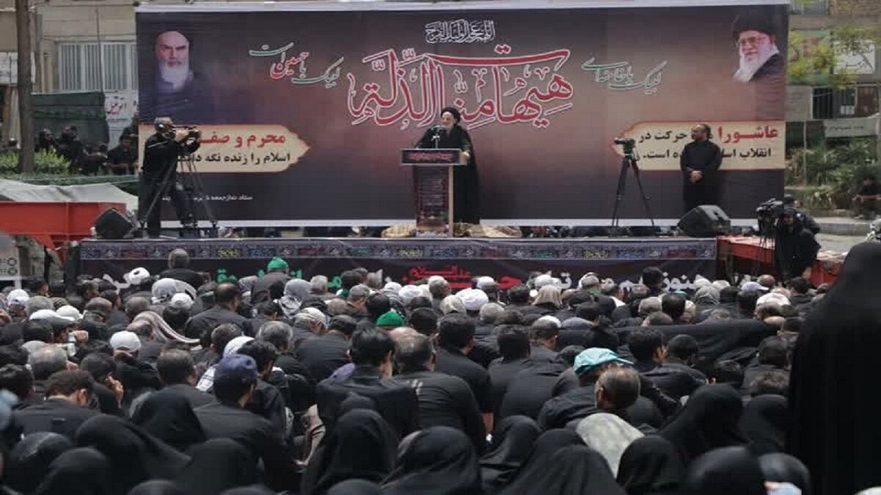 امام حسین (ع) نماد مبارزه با استکبار است