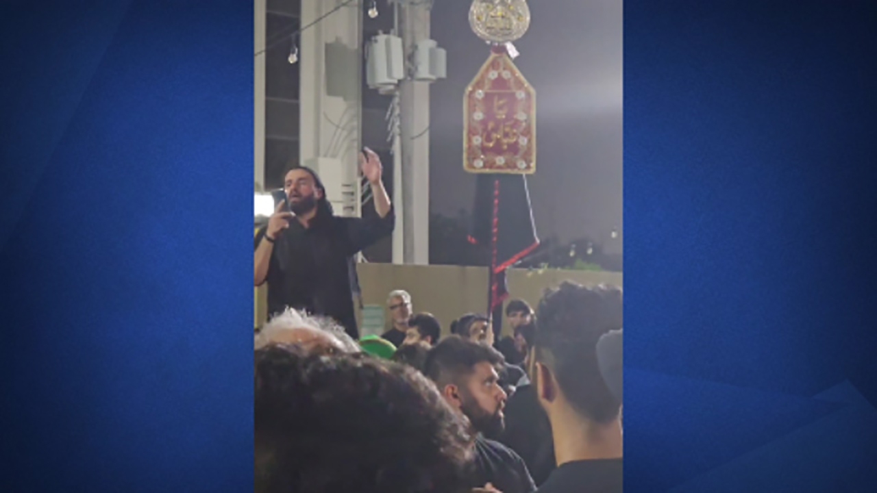 دسته پرشور عزاداری شب عاشورا در هیوستن تگزاس + فیلم