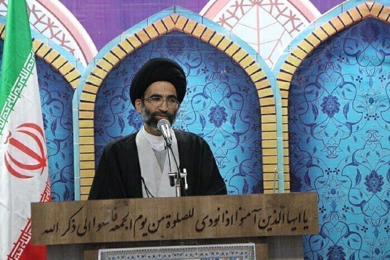 تاکید امام جمعه کاشان بر توجه به عزاداری سنتی