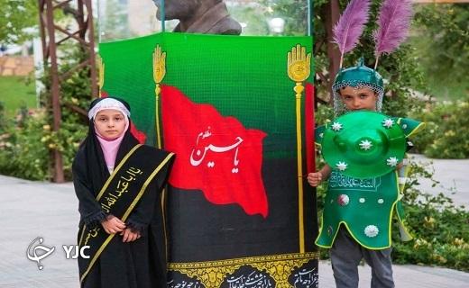 حضور چشمگیر دانش آموزان قمی در پویش&laquo;عکس و عَلَم&raquo; + تصاویر