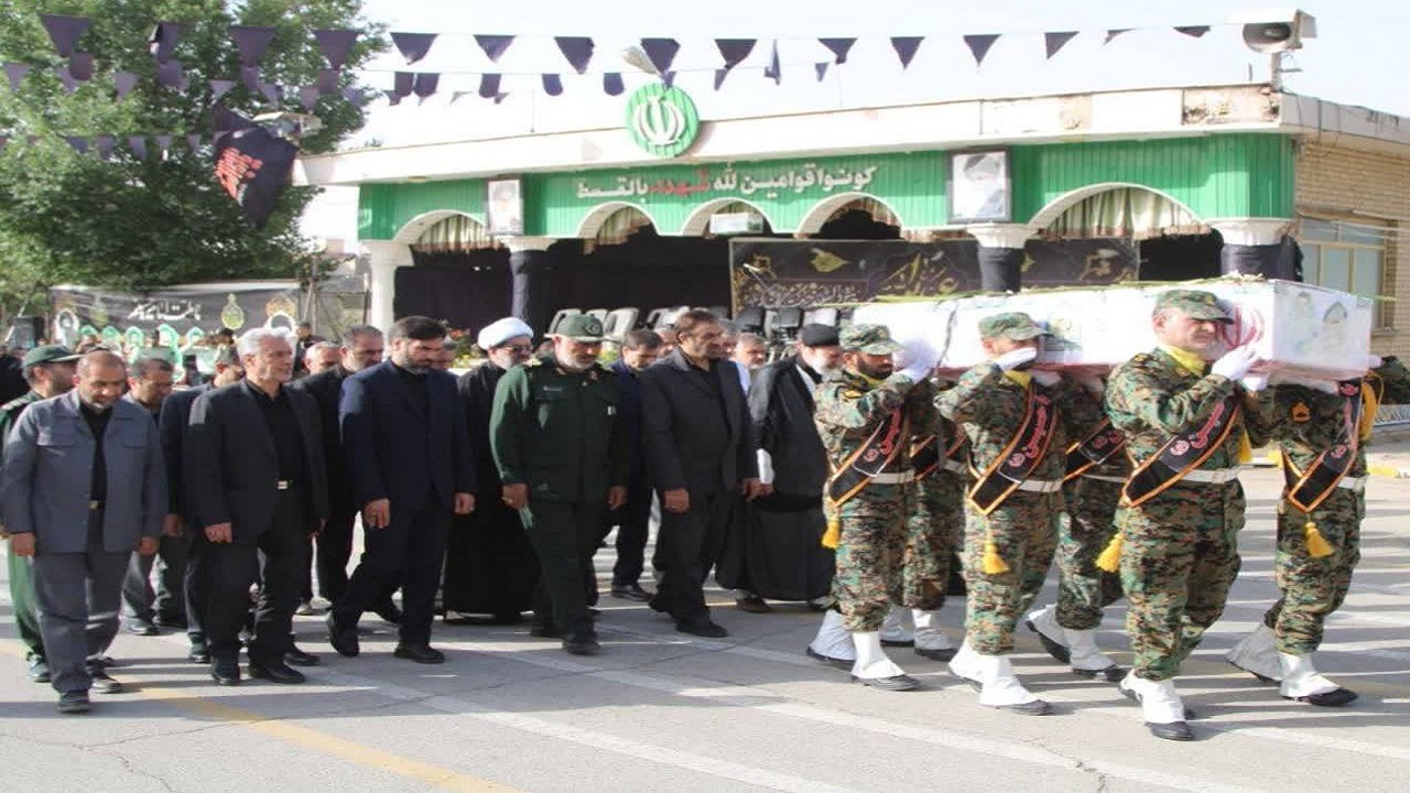 پیکر شهید فراجا در شهرکرد تشییع شد