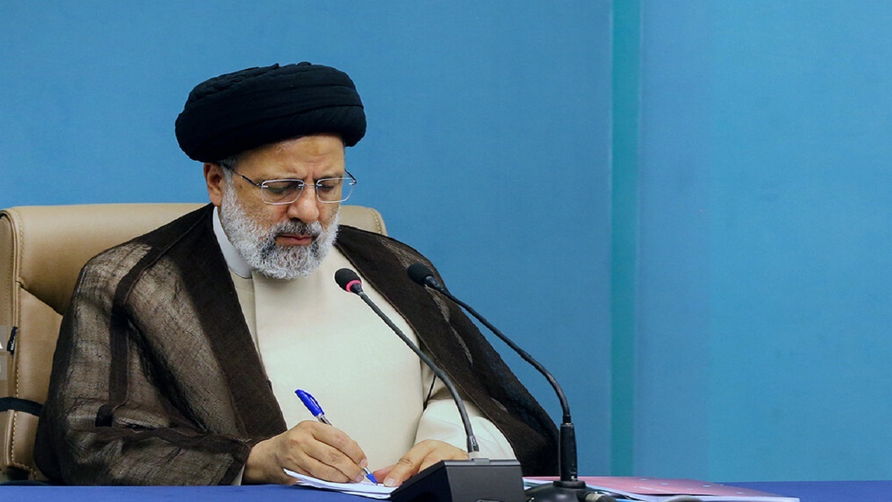 رئیس جمهور در پیامی درگذشت پدر حجت‌الاسلام رحیمیان را تسلیت گفت