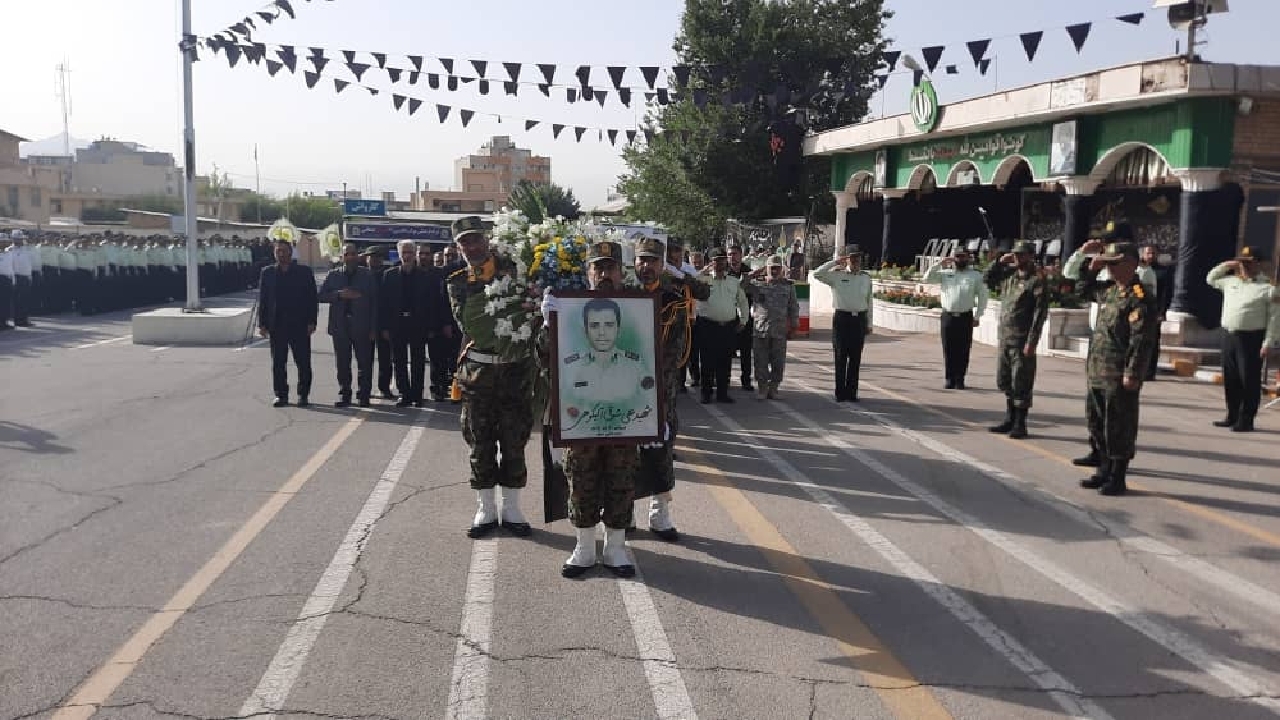 ماموران نظامی و انتظامی سربازان تربیت‌شده مکتب عاشورا هستند