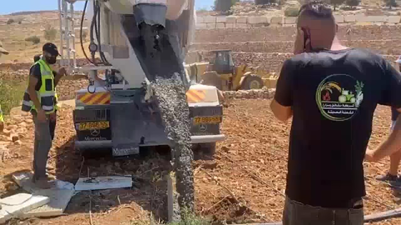 بستن چاه‌های آب کشاورزی فلسطینیان توسط صهیونیست‌ها + فیلم