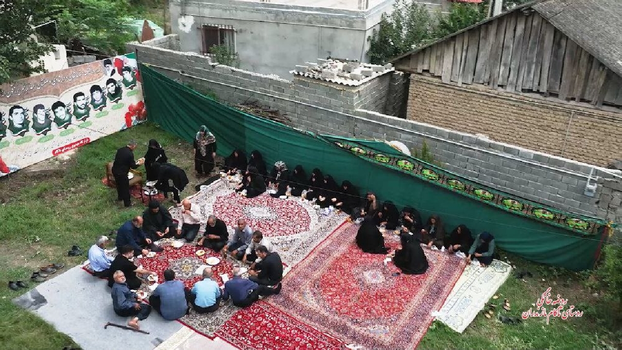 رنگ‌آمیزی متنوع در برنامه روضه خانگی دیده می‌شود