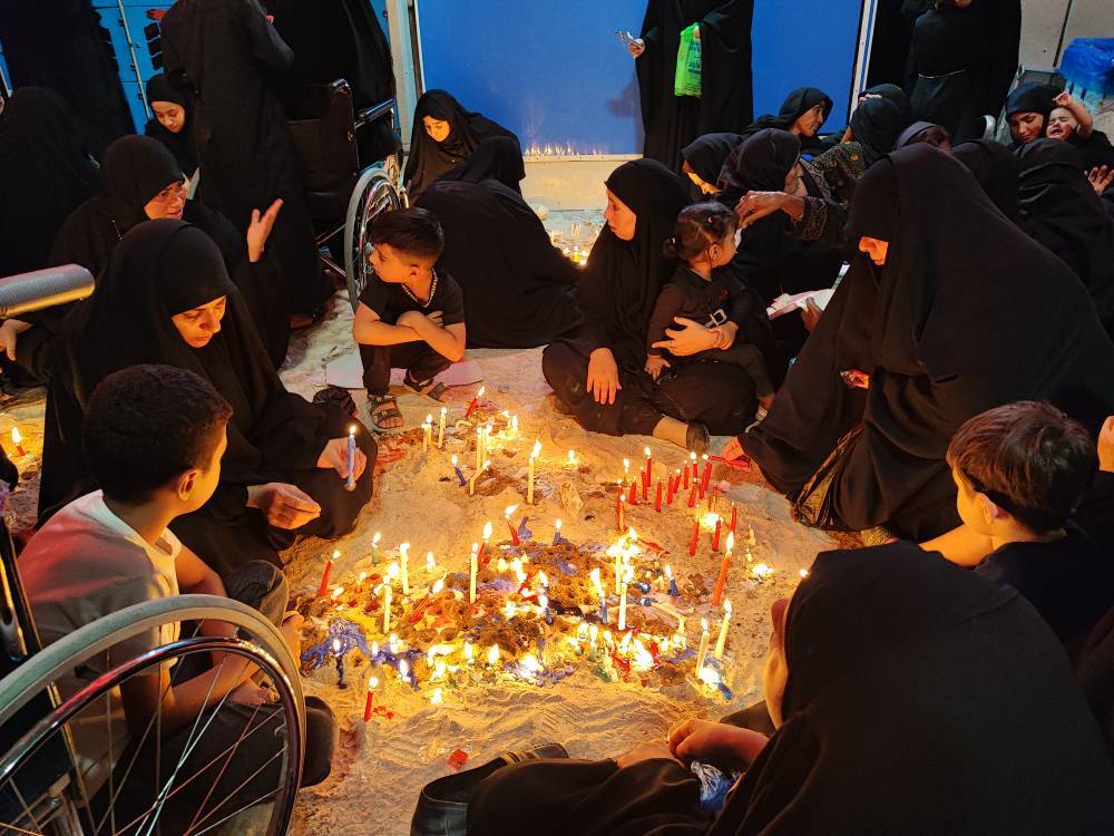 مراسم شام غریبان در حرم امام حسین(ع)