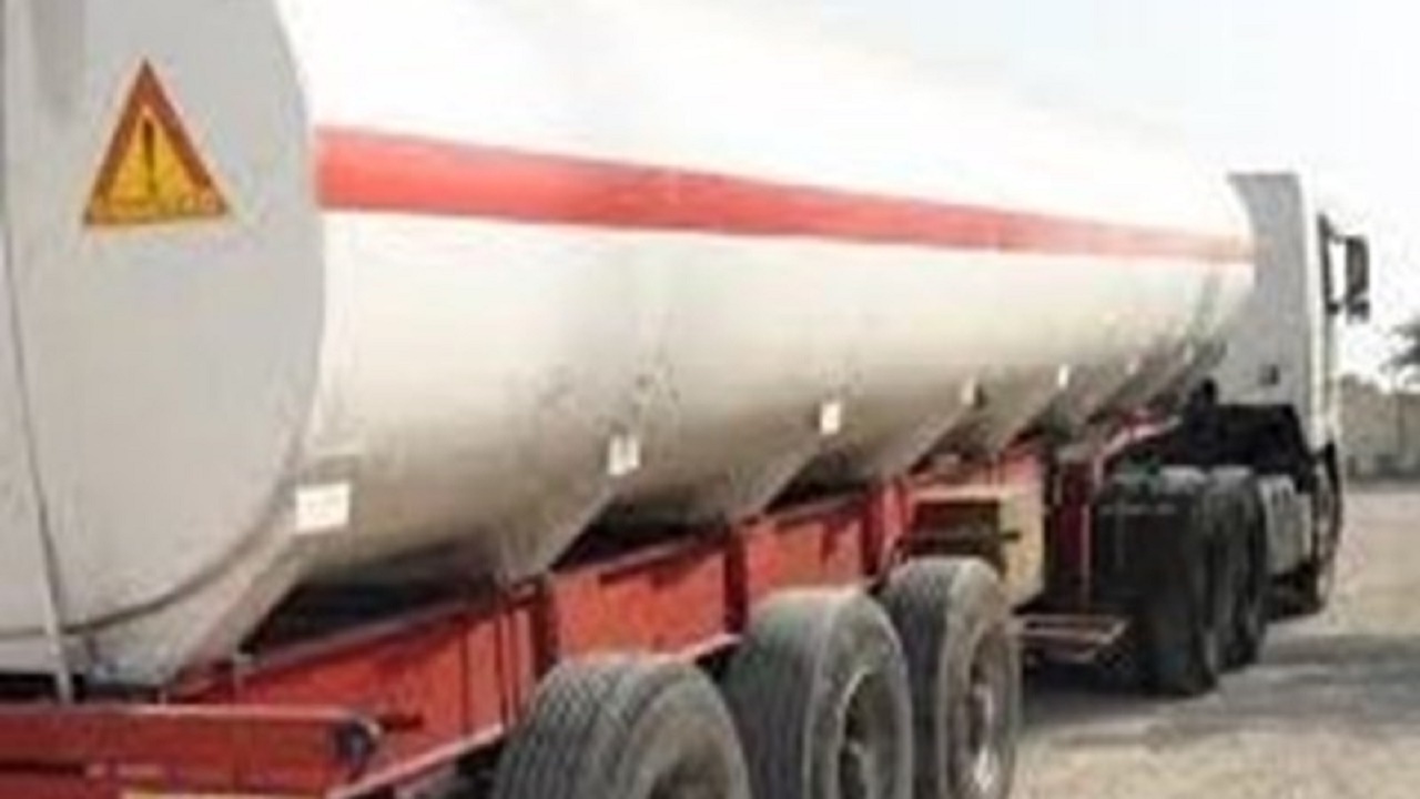 جریمه بیش از یک میلیارد ریالی قاچاقچی نفت سفید