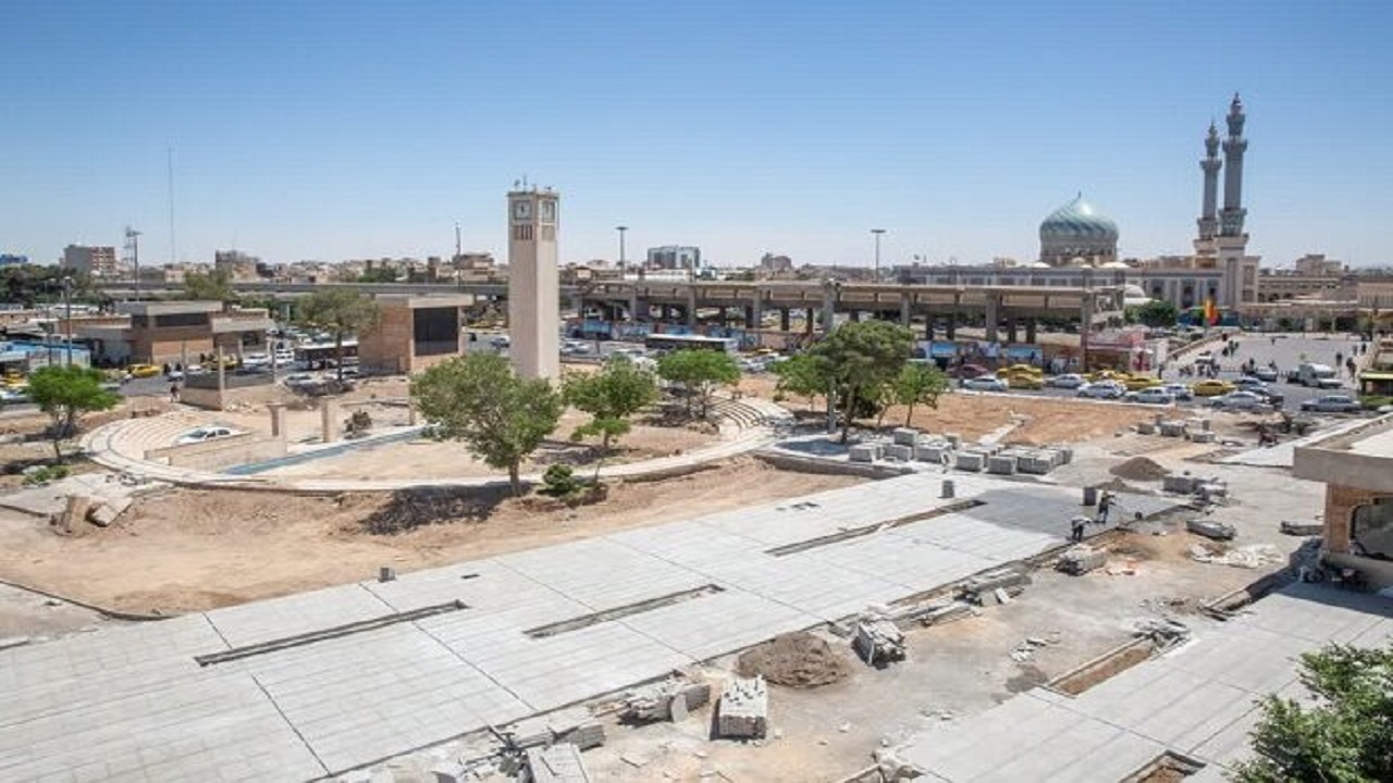 میدان مطهری قم در ابتدای مسیر ساماندهی