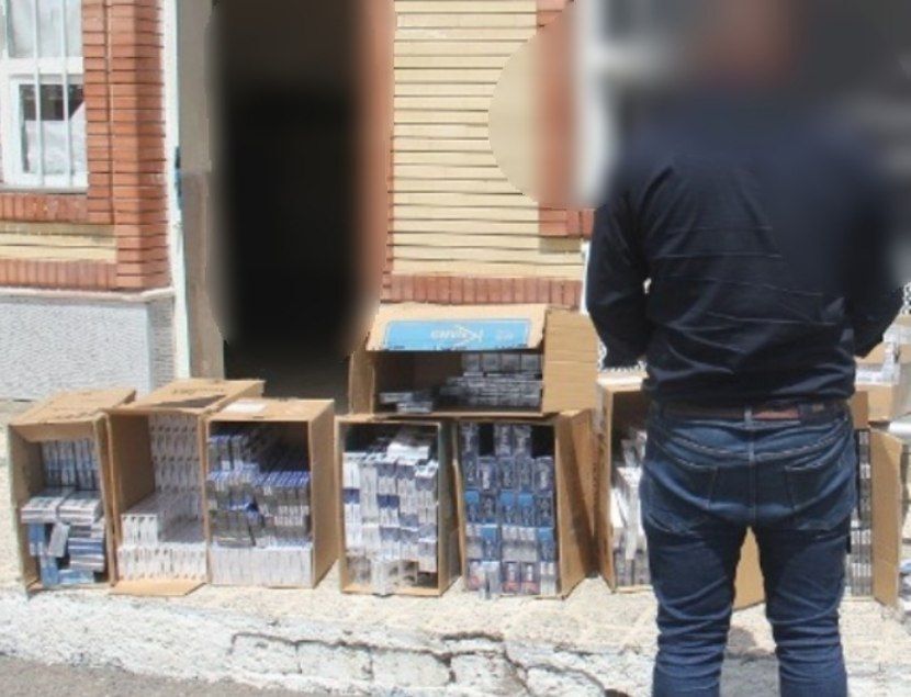 کشف ۶۰ هزار نخ سیگار قاچاق غیرمجاز در شهرستان گرمی