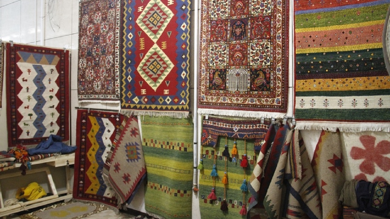 ۱۵ میلیارد تومان اعتبار برای هنرمندان صنایع دستی هزینه شد