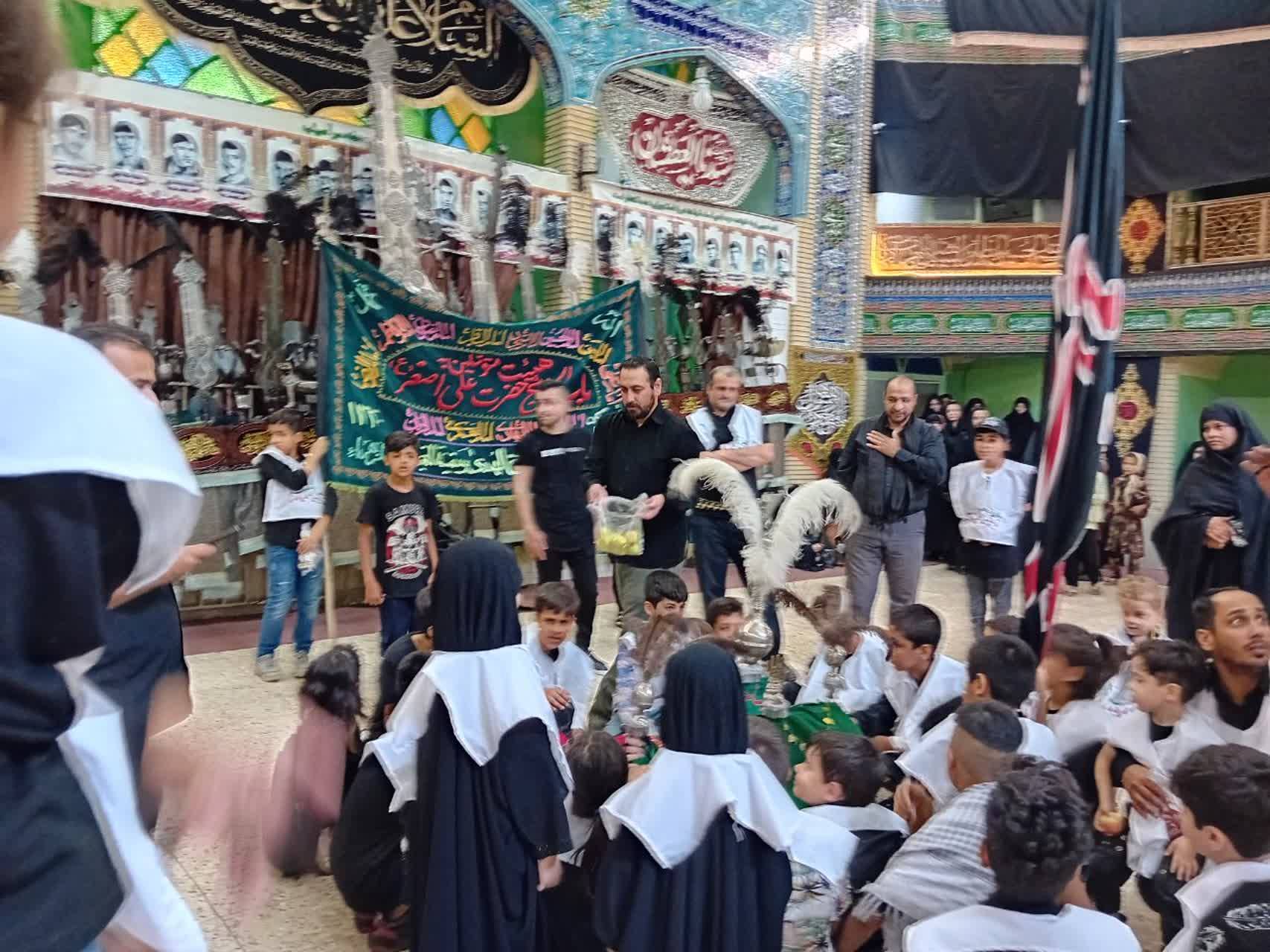 مراسم عزاداری حسینی در محله کن تهران