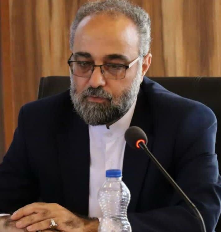اتمام حجت دادستان اردبیل با فروشندگان البسه‌های ضد عفت عمومی