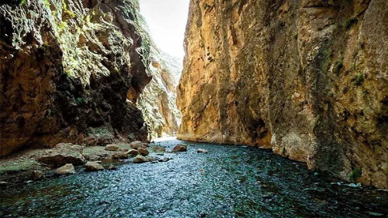 رنجیده خاطر شدن گردشگران از نرخ بالای ورودی تنگه واشی فیروزکوه