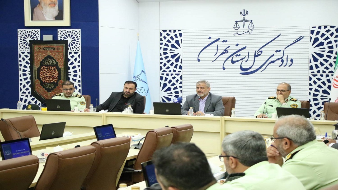 ضرب‌الاجل ۲۰ روزه رئیس کل دادگستری تهران برای آغاز دستگیری متهمان متواری