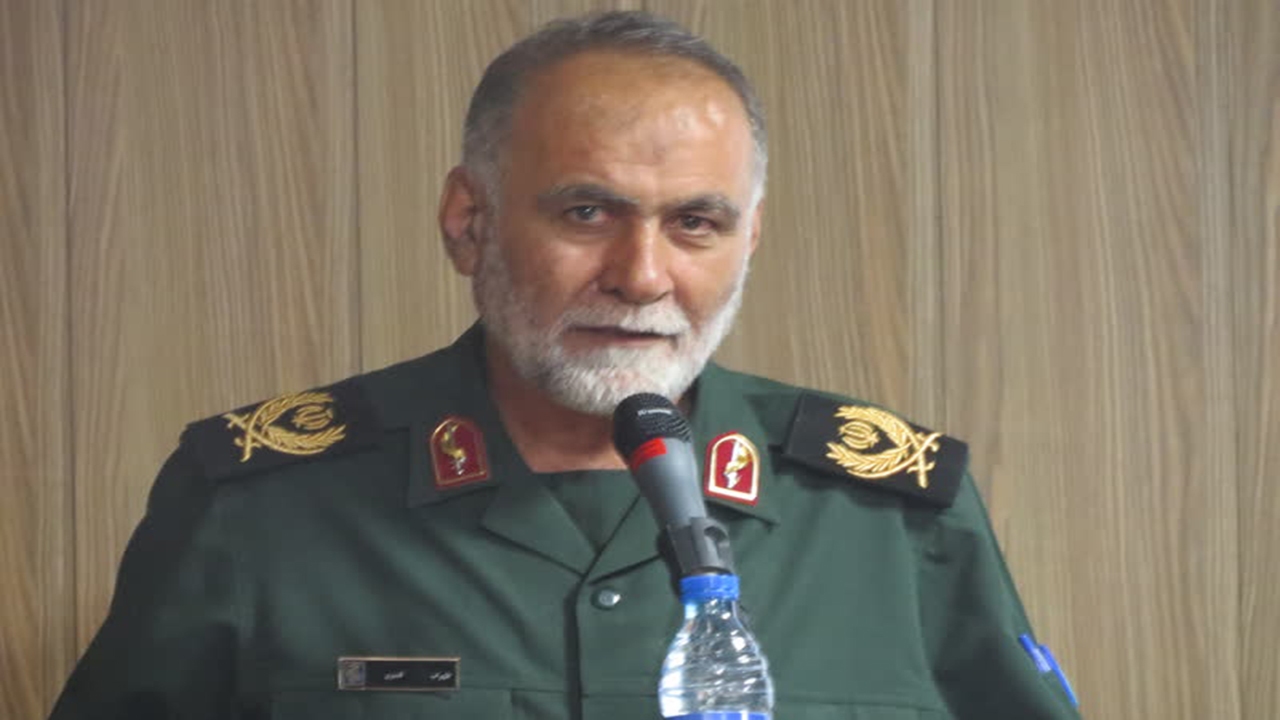 اهداف دشمن از بین بردن اعتقاد جوانان و کانون خانواده هاست
