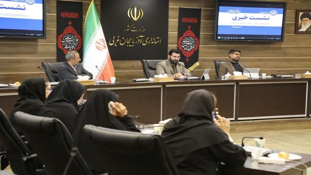 بهره برداری از ۶٢ پروژه اقتصادی در آذربایجان غربی