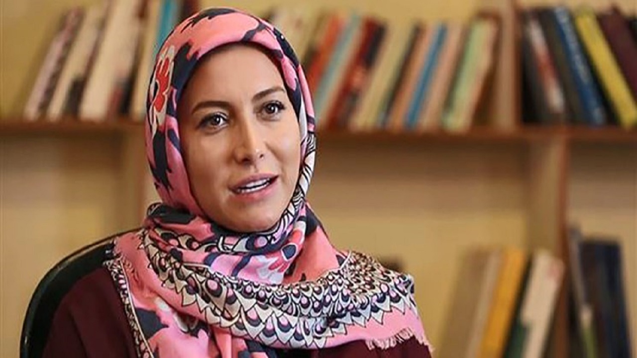فریبا نادری: هیچ کس از پیاده روی اربعین دست‌خالی برنمی‌گردد