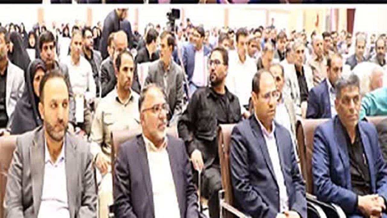 دولت سیزدهم با اختصاص ۴۰۰ هزار میلیارد ریال به طرح رتبه بندی معلمان اهتمام عملی نشان داد