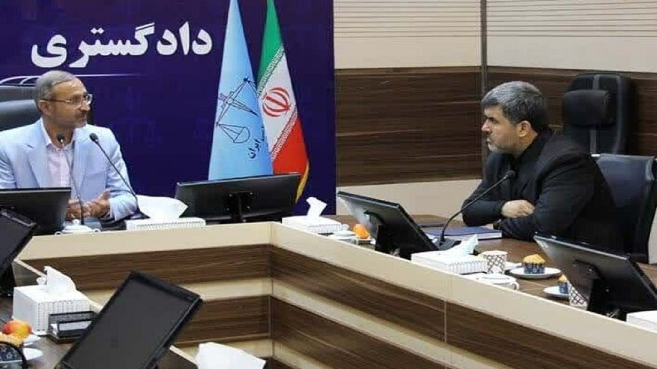 عوامل گران فروشی در استان سمنان شناسایی شوند