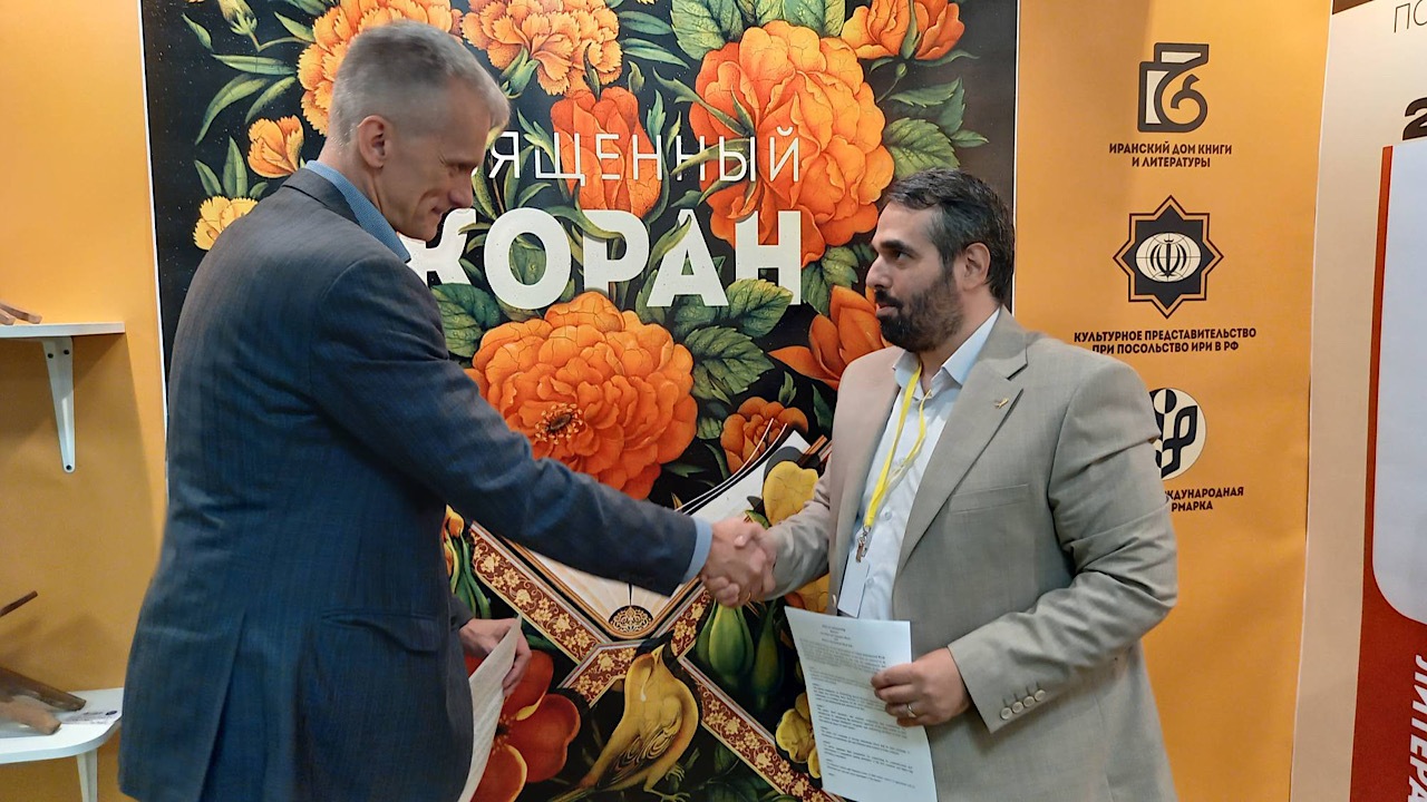 واگذاری غرفه رایگان و افزایش فعالیت فرهنگی در نمایشگاه کتاب