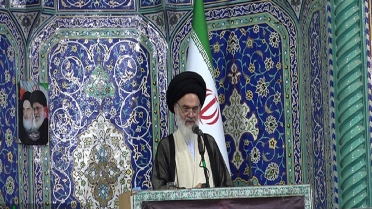 گلایه خطیب جمعه قم از مجمع تشخیص مصلحت نظام
