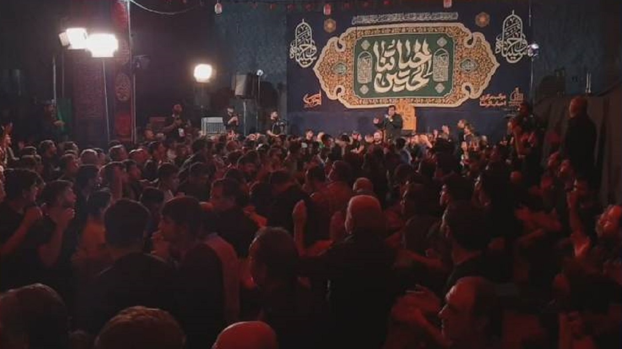 مداحی حاج علی مهدوی نژاد در کربلای معلی + فیلم