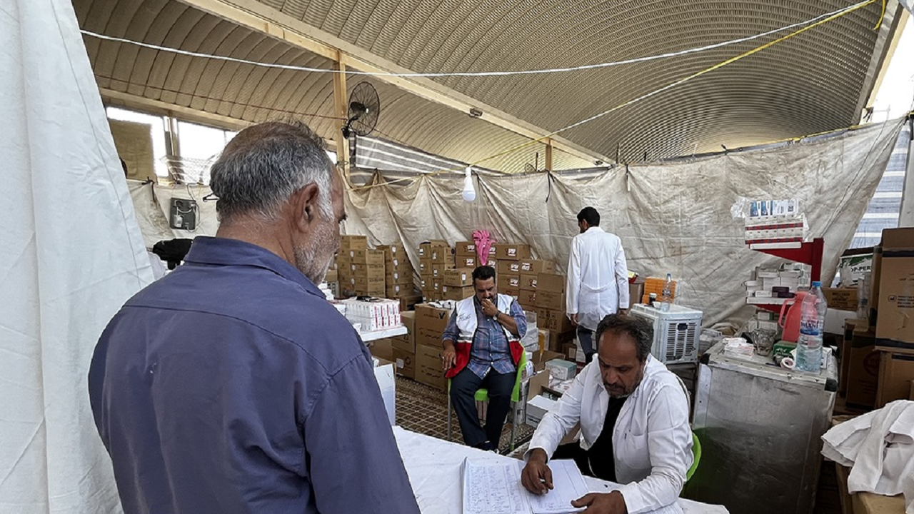 خدمت رسانی ۲ درمانگاه هلال احمر خراسان جنوبی در کاظمین