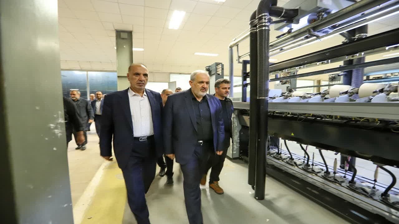 هدف دولت توسعه ظرفیت‌های صنعتی است/ اقتصاد نرم باید مورد توجه قرار گیرد