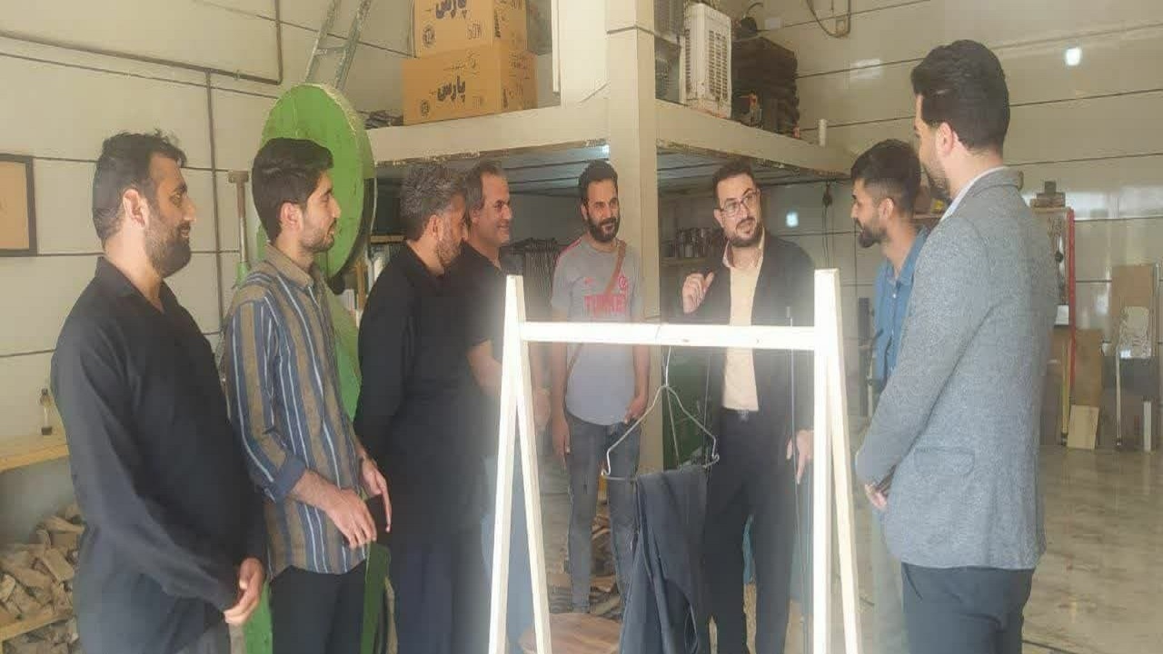 افتتاح کارگاه خراطی و احجام چوبی در آبگرم 