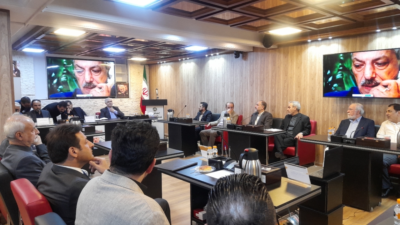 طلال سلمان الگوی یک روزنامه نگار متعهد در صحنه است