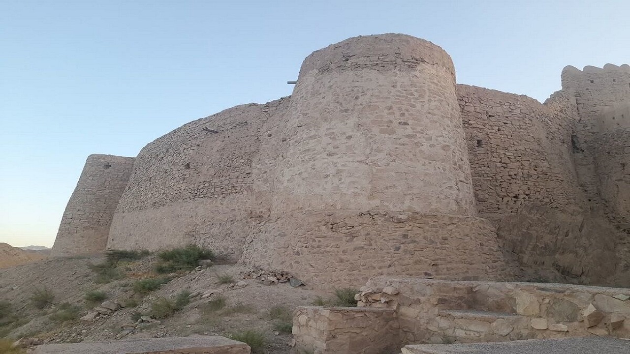 مرمت قلعه تاریخی فورگ درمیان آغاز شد