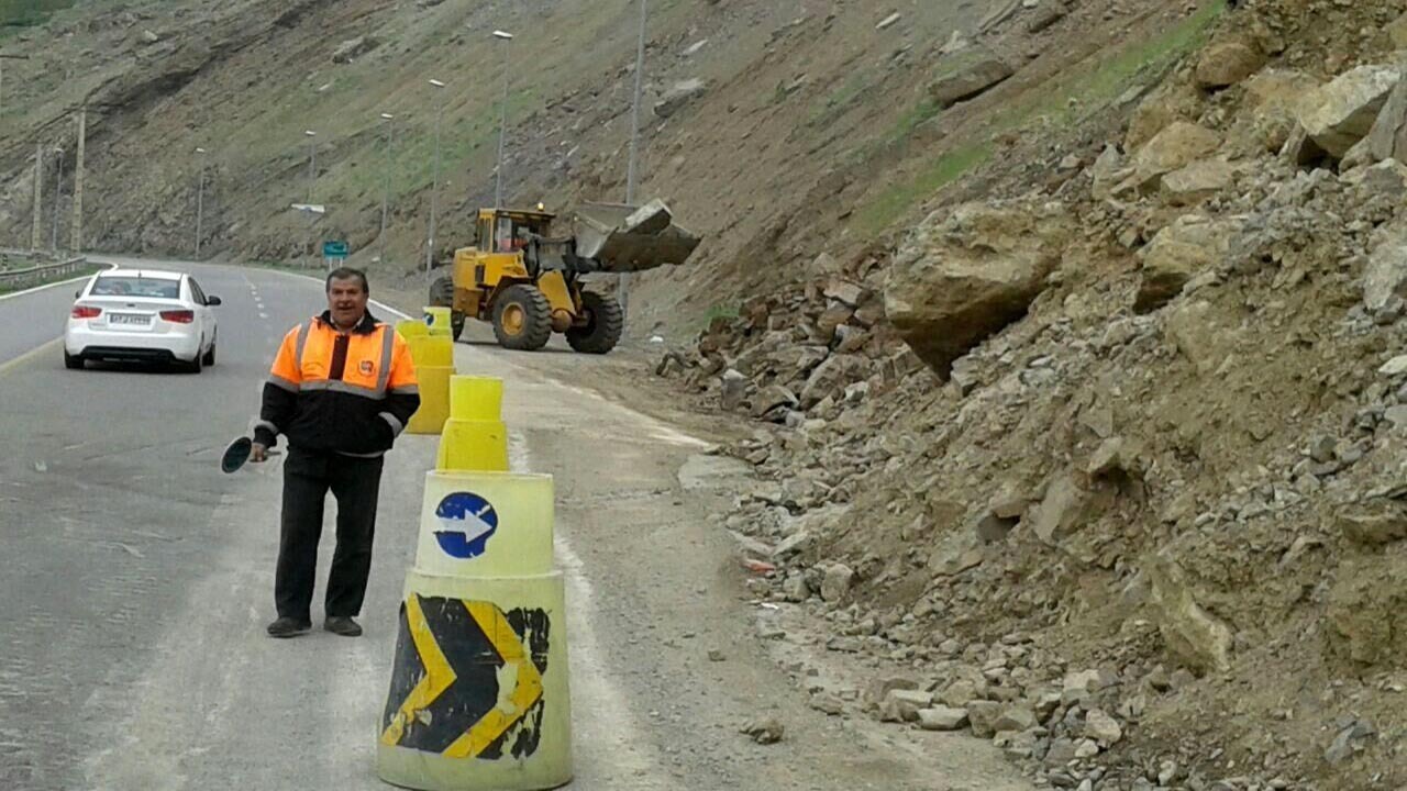 بازگشایی محور هراز در کمتر از نیم ساعت