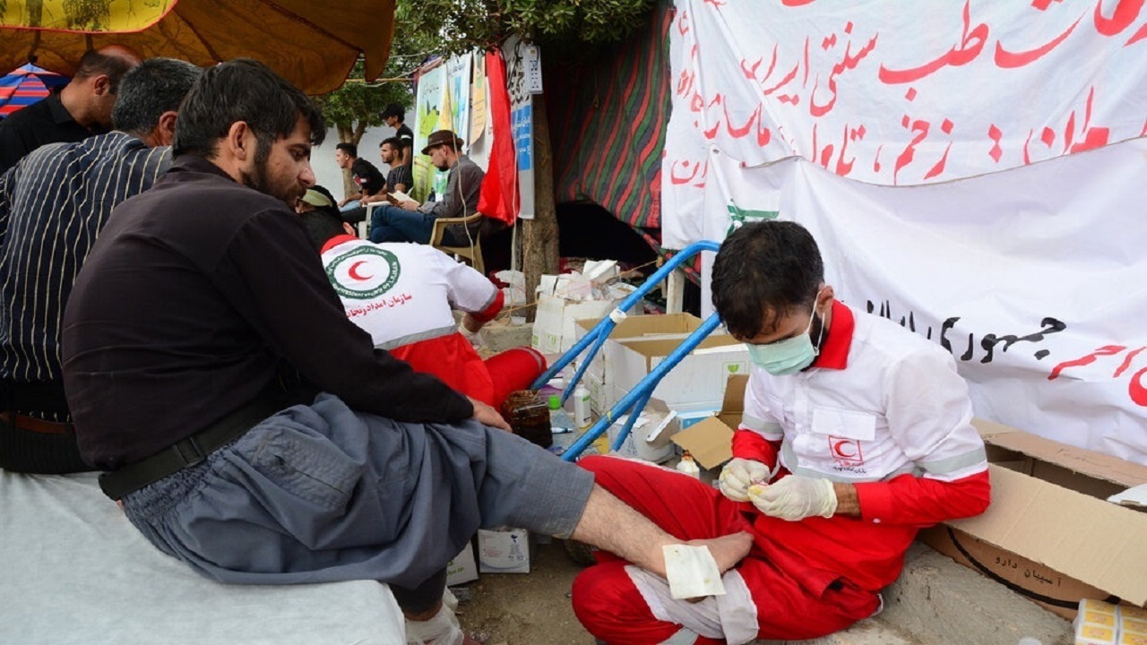 خدمات درمانی در ایام اربعین هم‌سطح خدمات داخل کشور است