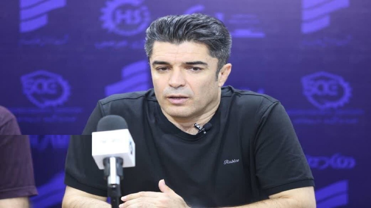 آناصنعتی‌ها در قم جشنواره گل به‌پا کردند / هواداران تاثیر زیادی در روند برد‌های خانگی دارند