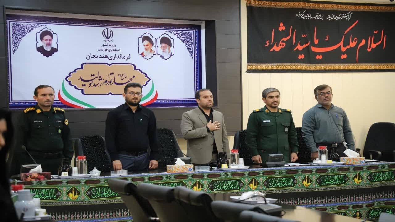 ایثارگری رزمندگان ۸ سال دفاع مقدس را نباید فراموش کرد