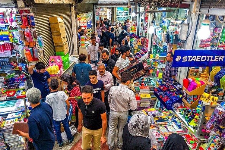 روز‌های شلوغ بازار نوشت افزار در گیلان