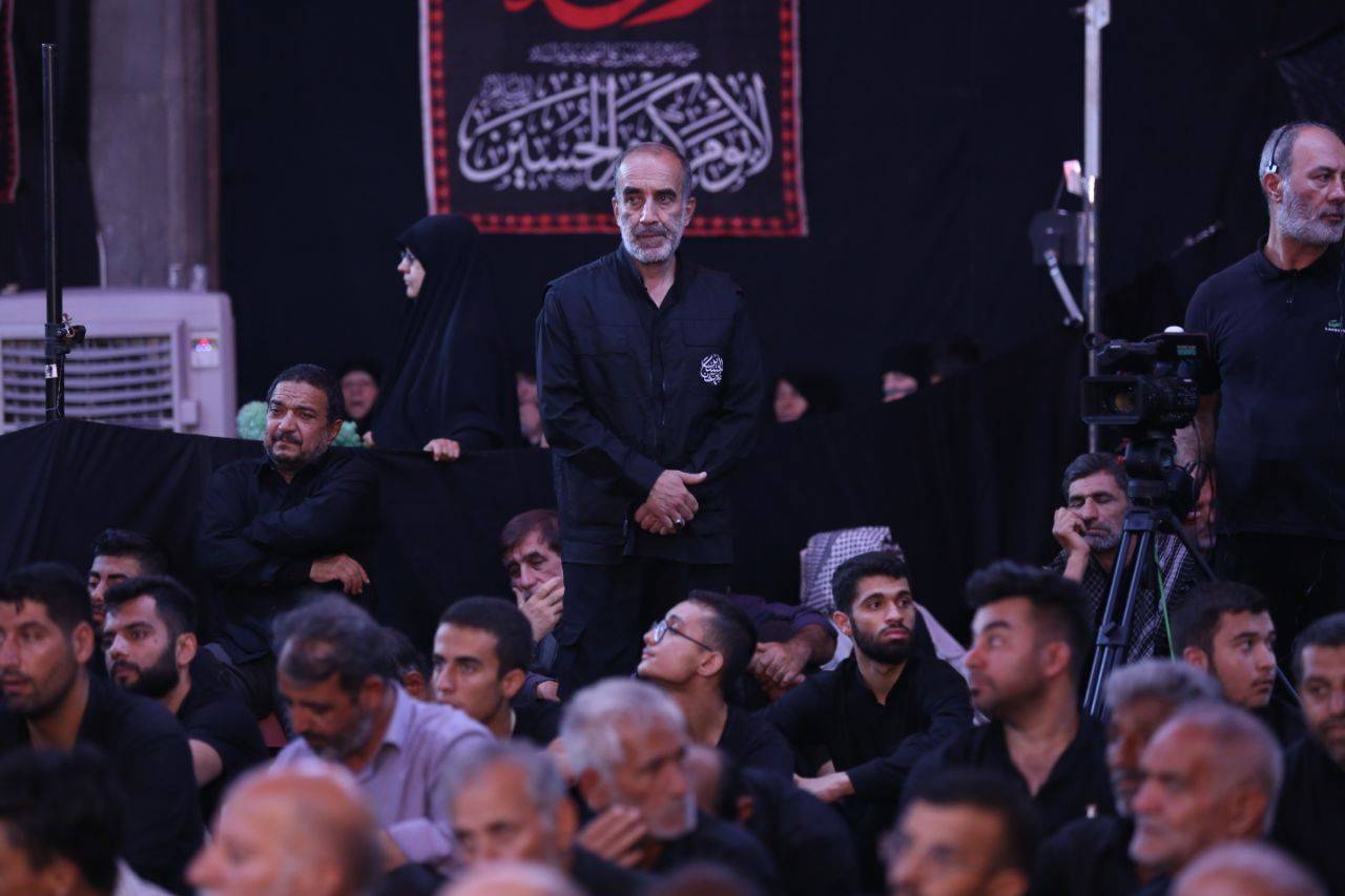 اجتماع پرشور عزاداران حسینی در حرم امام حسین (ع)