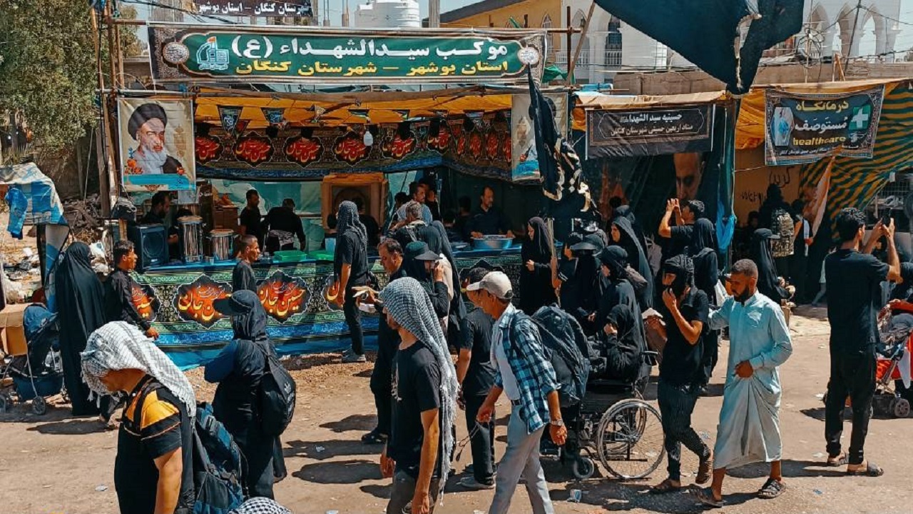 خدمت رسانی شبانه روزی موکب سیدالشهدا (ع) کنگان در عمود ۱۱۸۶ + تصاویر
