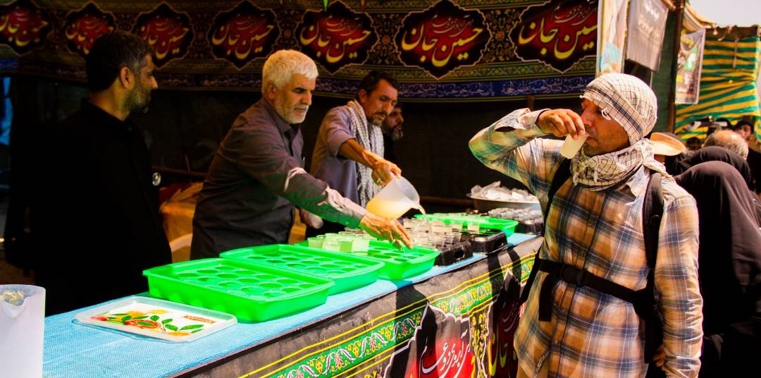 خادمان موکب های اربعین