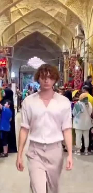 فشن شو در بازار وکیل