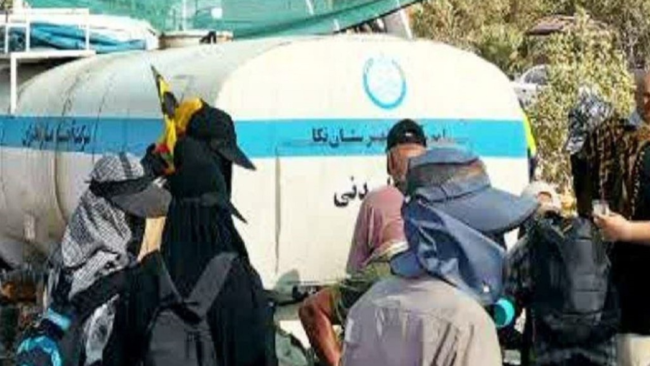 اعزام تانکر آبرسان و ژنراتور برای زائران اربعین