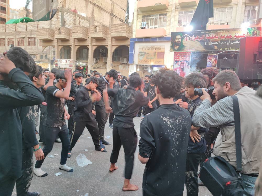 مراسم سینه زنی