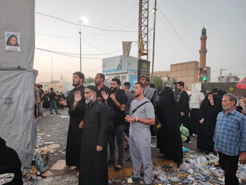 زائران امام حسین