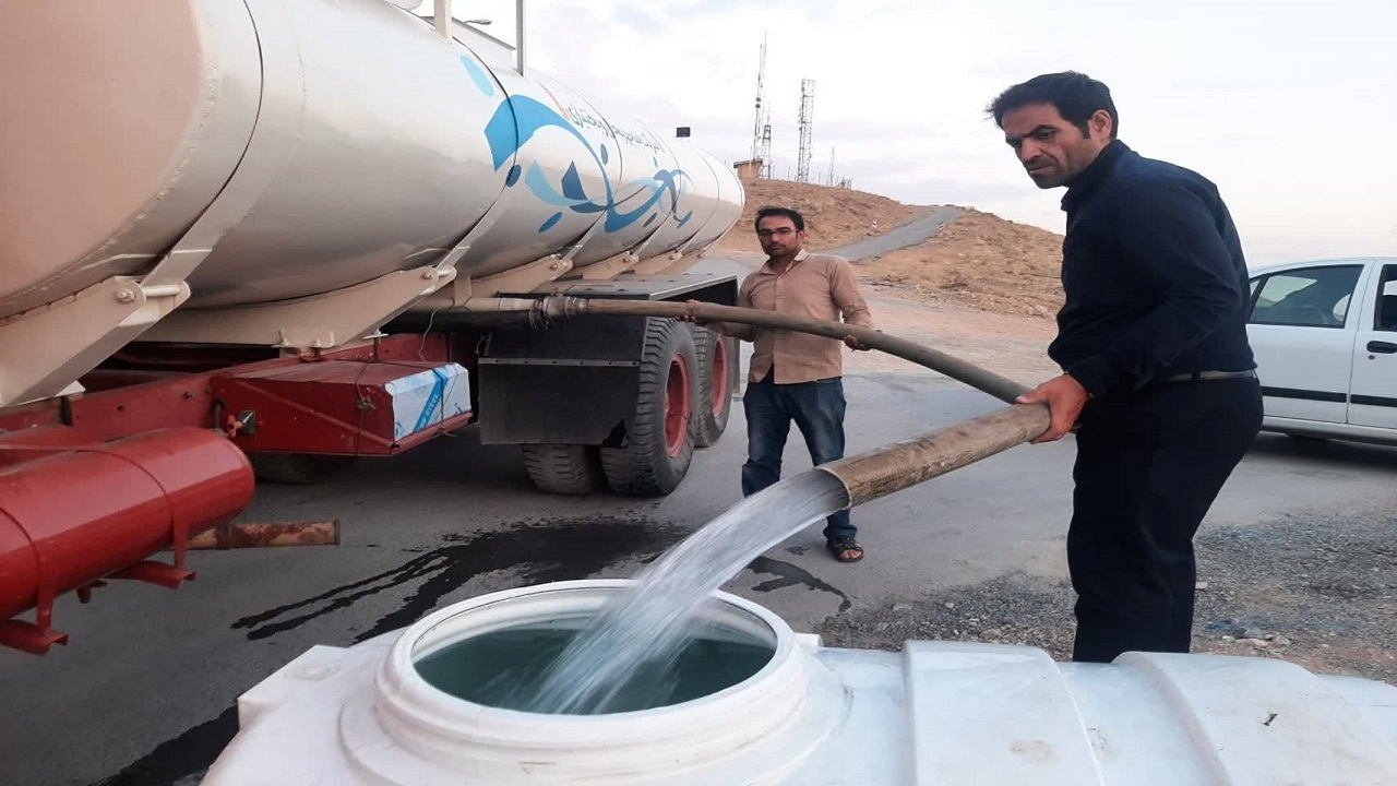 آبرسانی سیار به موکب‌های خدمت رسان زائرین اربعین حسینی