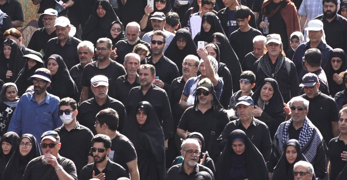 پیاده روی دلدادگان اربعین در کرج