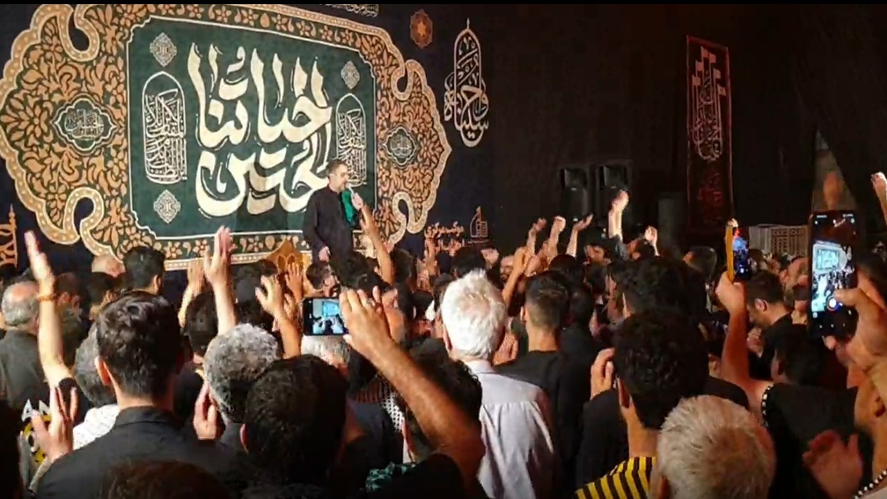 مداحی محمد حسین پویانفر شب اربعین کربلای معلی + فیلم